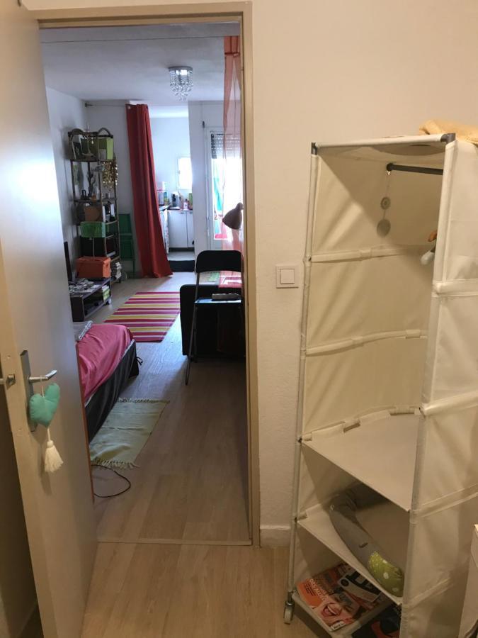 Joli Studio Avec Jardinet Αβινιόν Εξωτερικό φωτογραφία