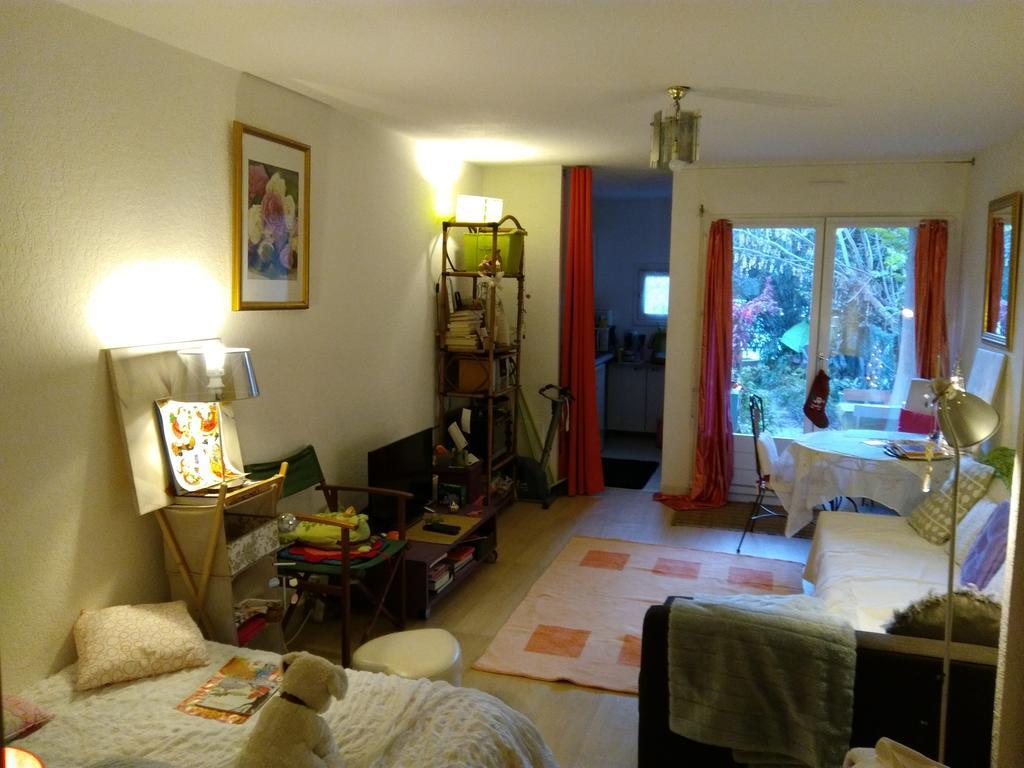 Joli Studio Avec Jardinet Αβινιόν Εξωτερικό φωτογραφία