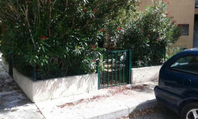 Joli Studio Avec Jardinet Αβινιόν Εξωτερικό φωτογραφία
